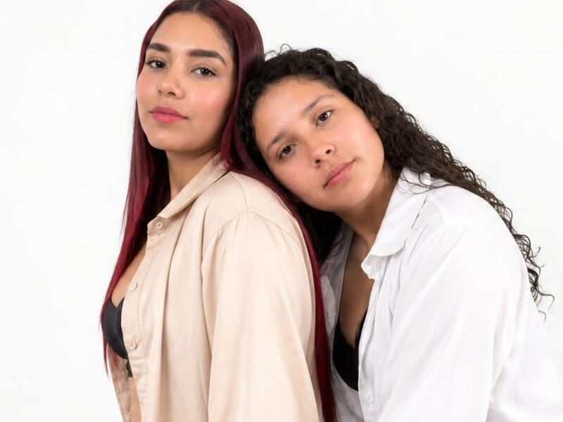 LindaAndSonya