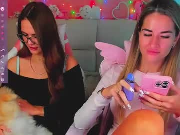Ivanna and Jessica in glasess