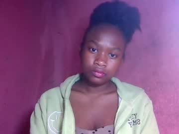 elinahhot1